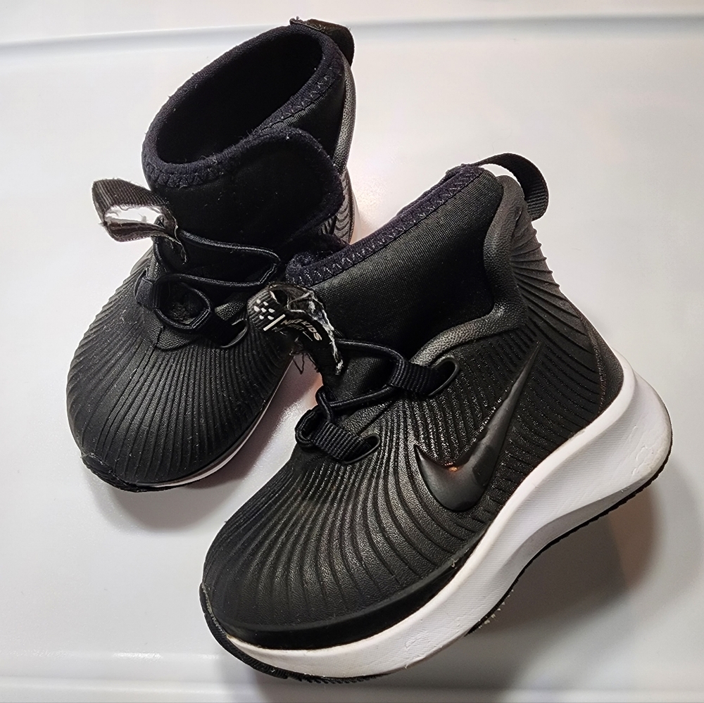Nike Binzie Boots black 5c